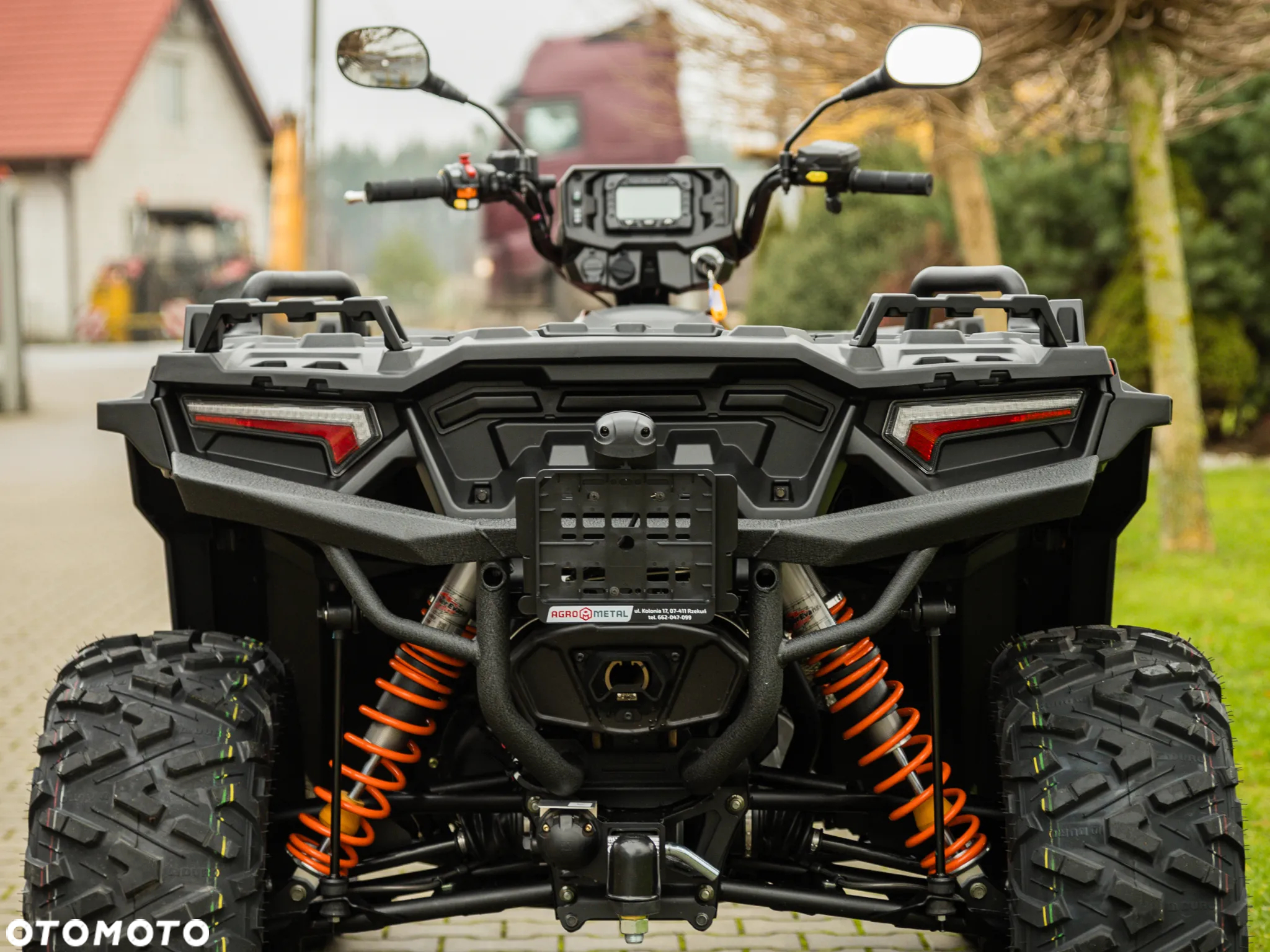 Polaris Sportsman - 18