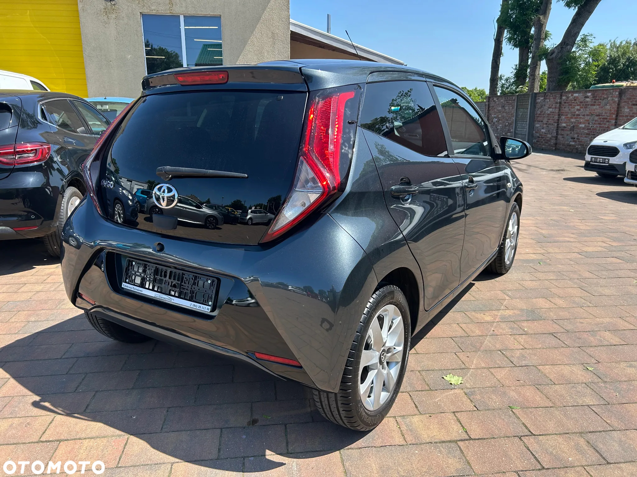 Toyota Aygo 1.0 VVT-i JBL Edition - 10
