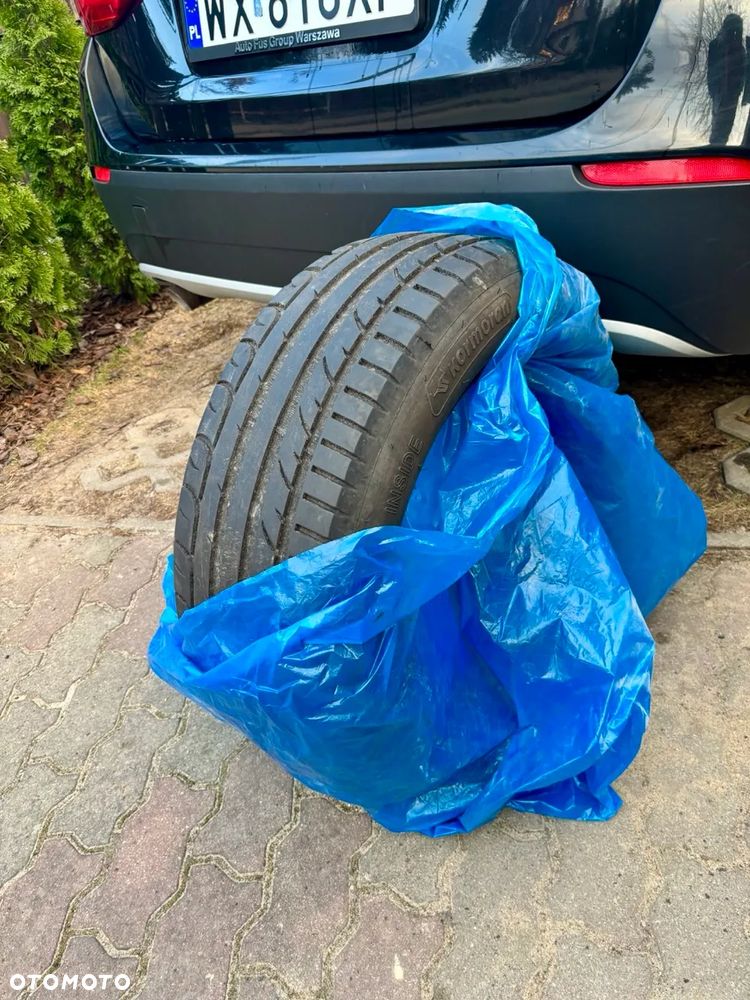 BMW X1 sDrive18d - 12