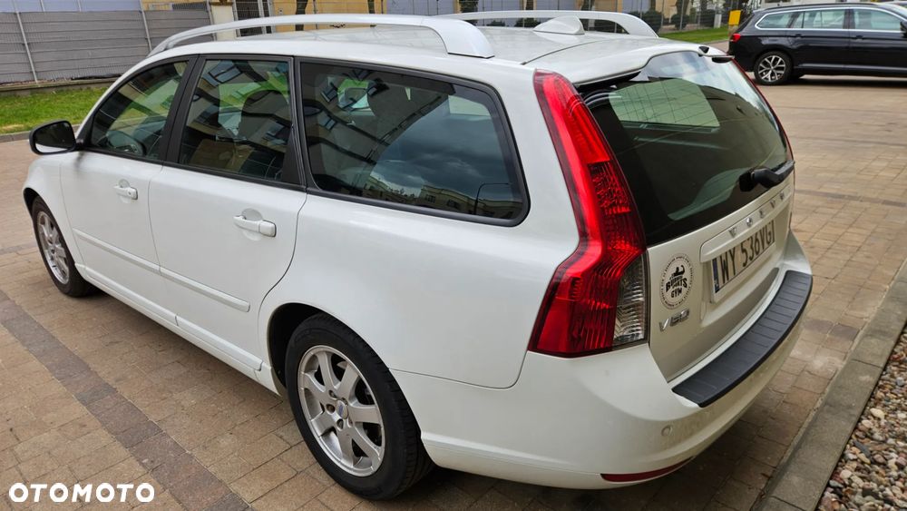 Volvo V50 D2 Kinetic - 8