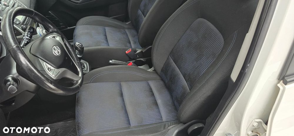 Hyundai ix20 - 11