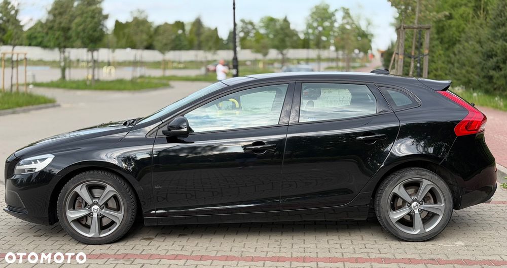 Volvo V40 D3 Drive-E SCR Momentum - 3