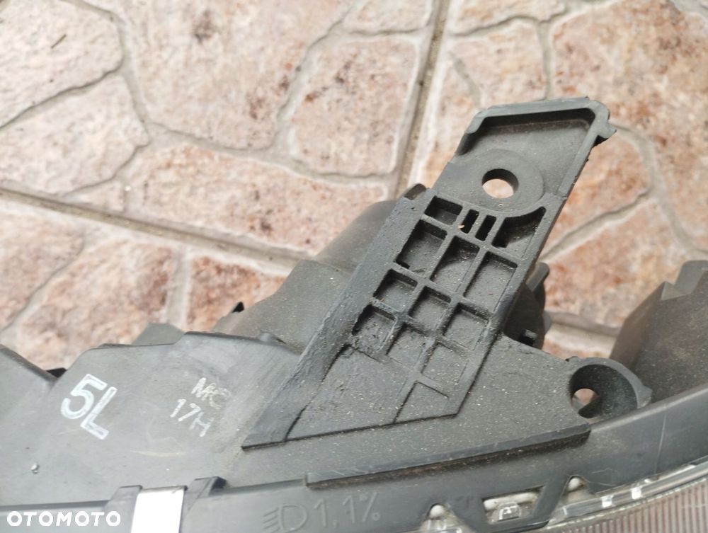 lampa lewa soczewka + led mitsubishi eclipse cross - 5