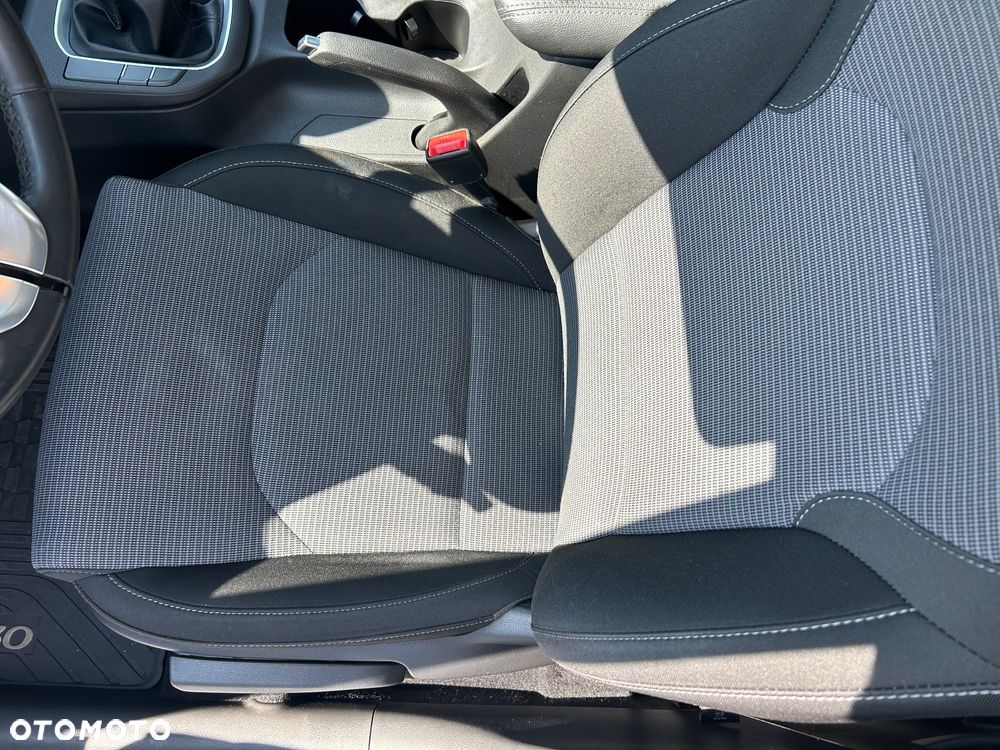 Hyundai i30 1.5 DPI Classic + - 11