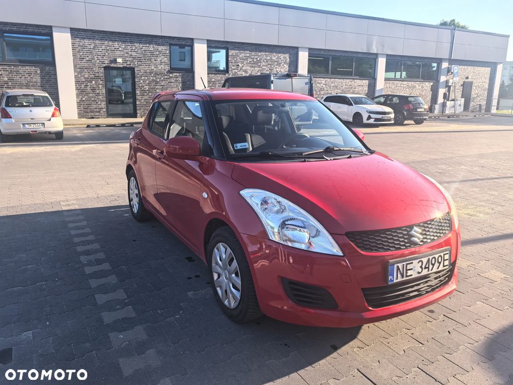 Suzuki Swift - 1