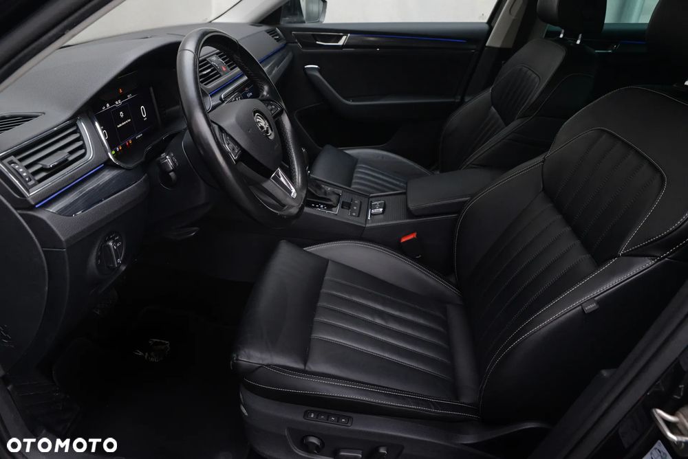 Skoda Superb 2.0 TDI DSG L&K - 29