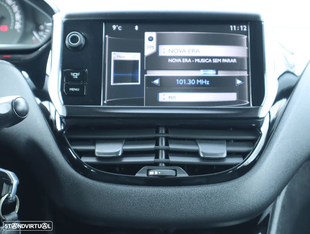 Peugeot 208 e-HDi FAP 115 Stop&Start Intuitive - 37