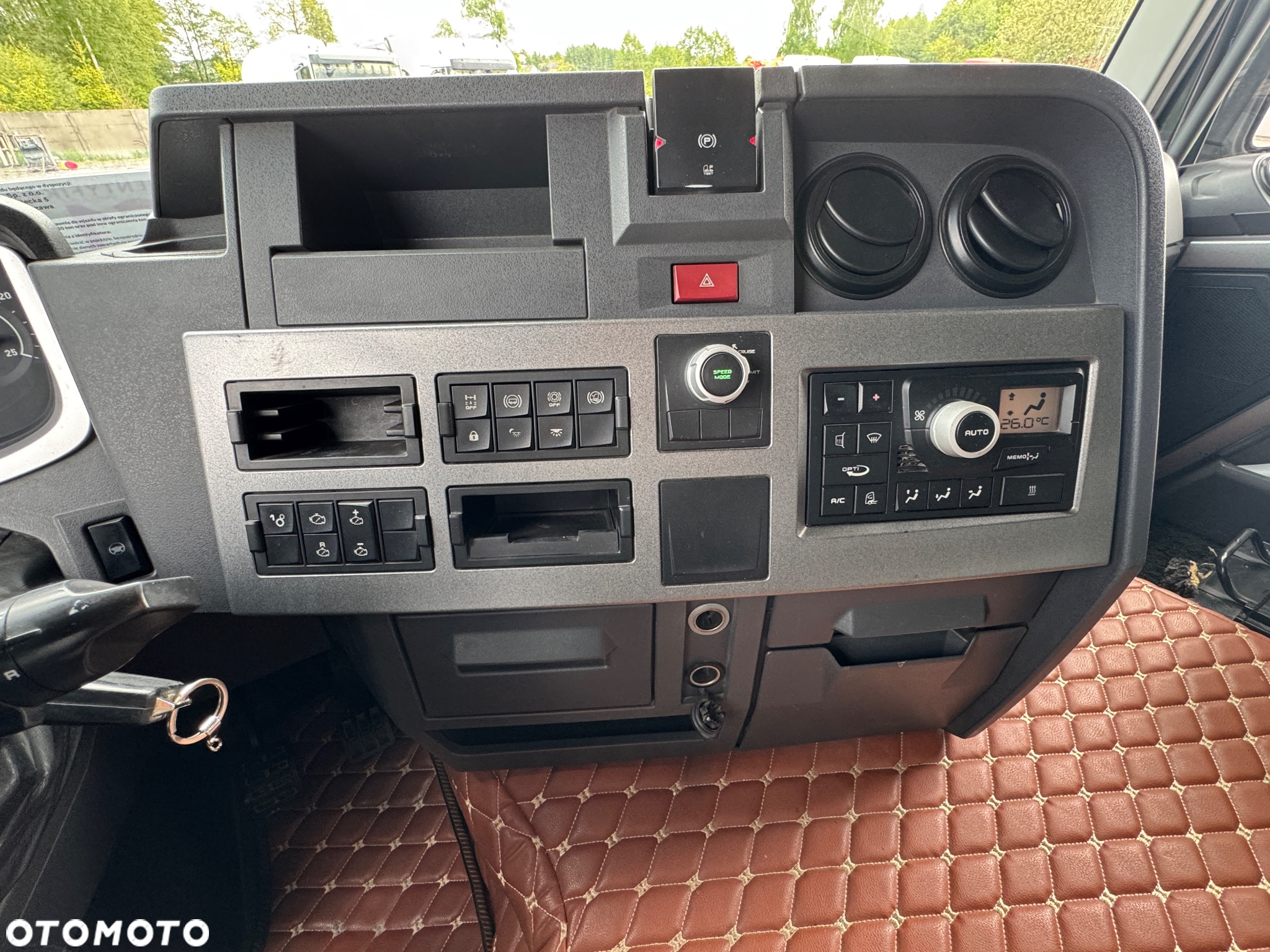 Renault GAMA T - 13