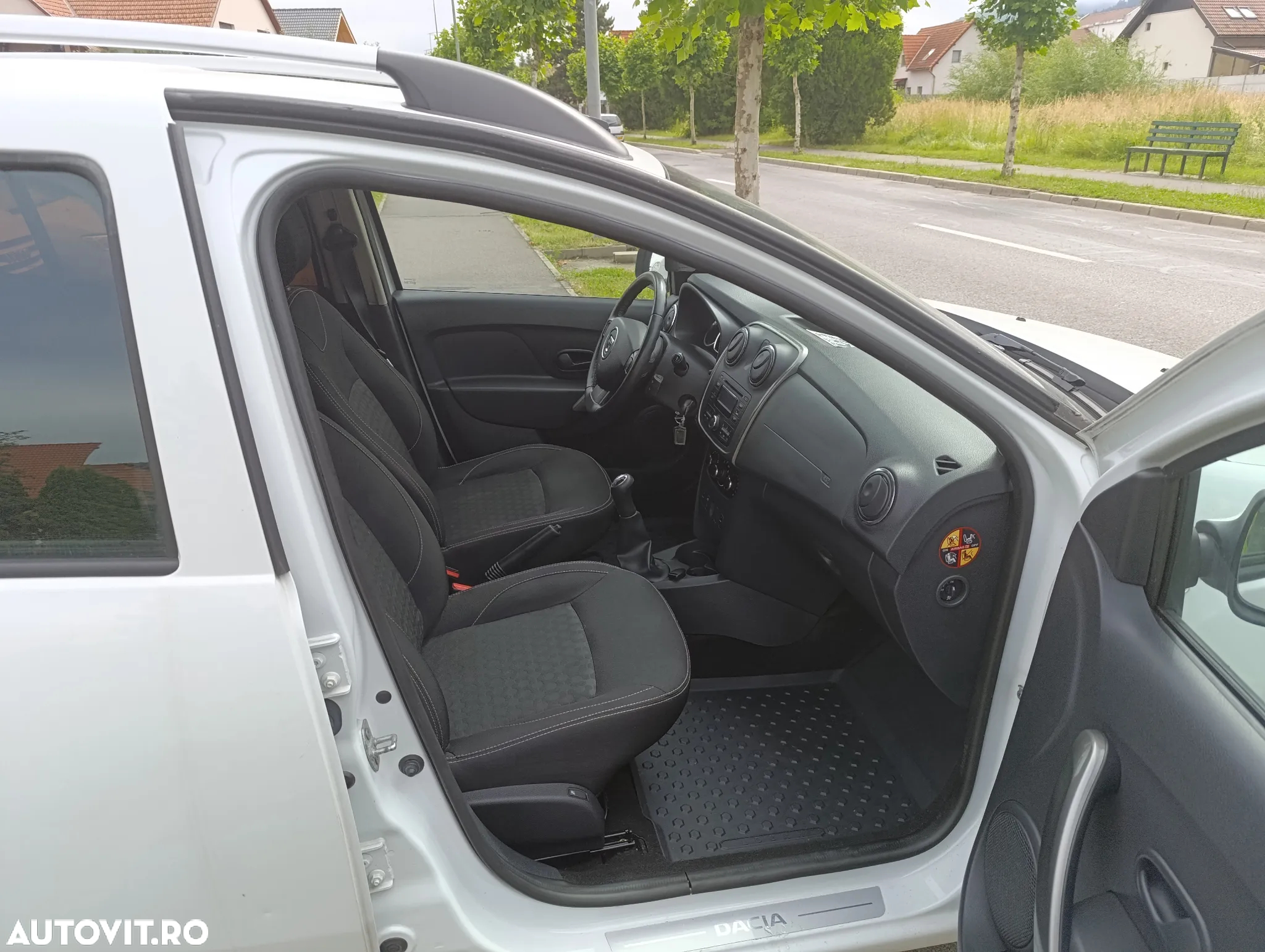 Dacia Logan MCV 0.9 TCe 90 CP Prestige - 9