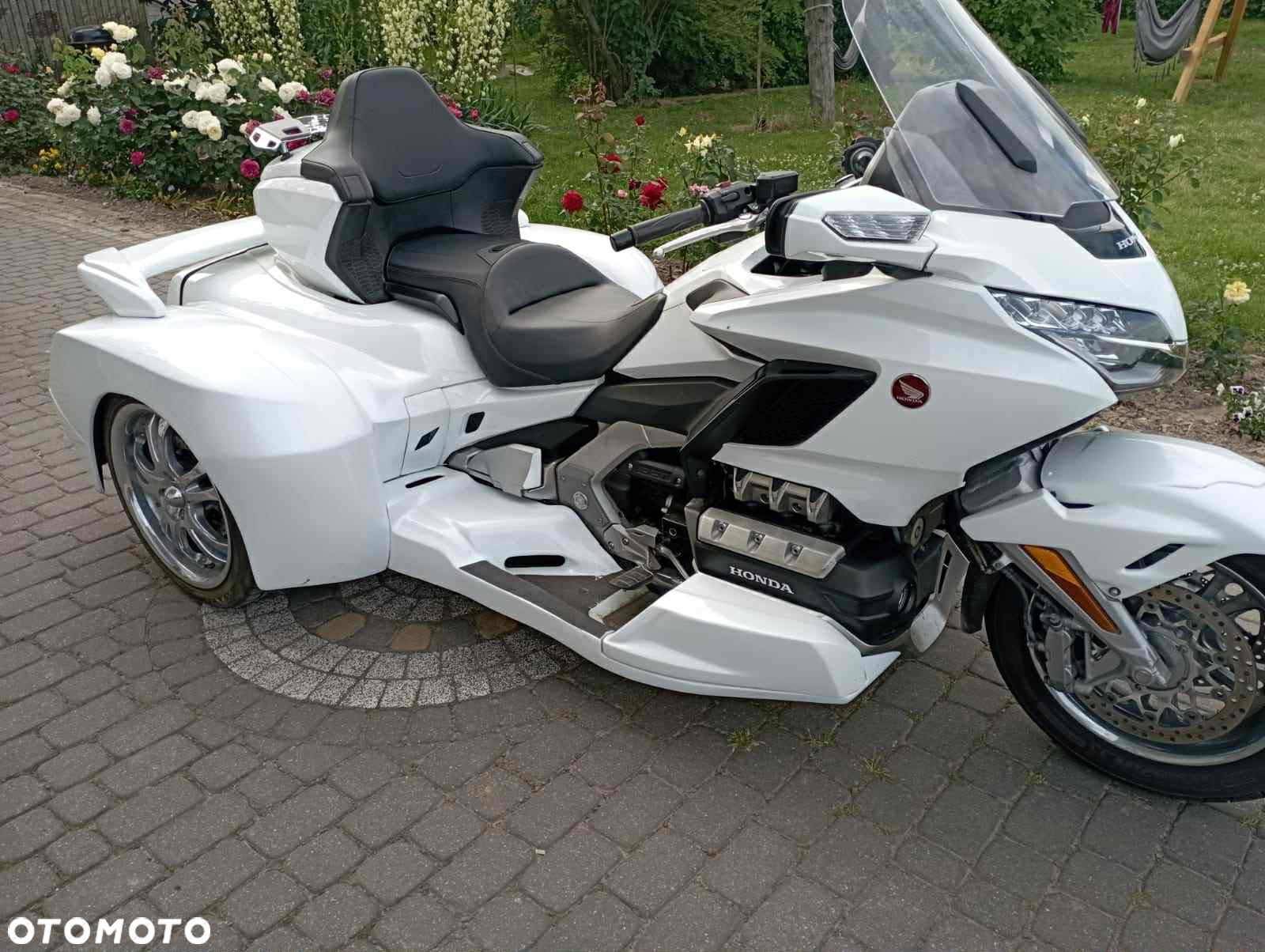 Honda GL - 6