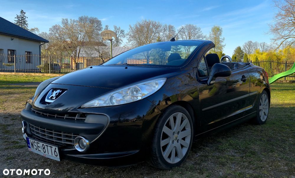 Peugeot 207 CC - 1
