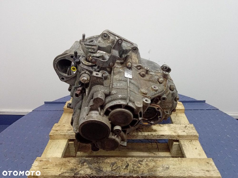 VW GOLF 5 V 03- 2.0 TDI 140KM SKRZYNIA BIEGÓW MANUALNA GRF BKD - 4