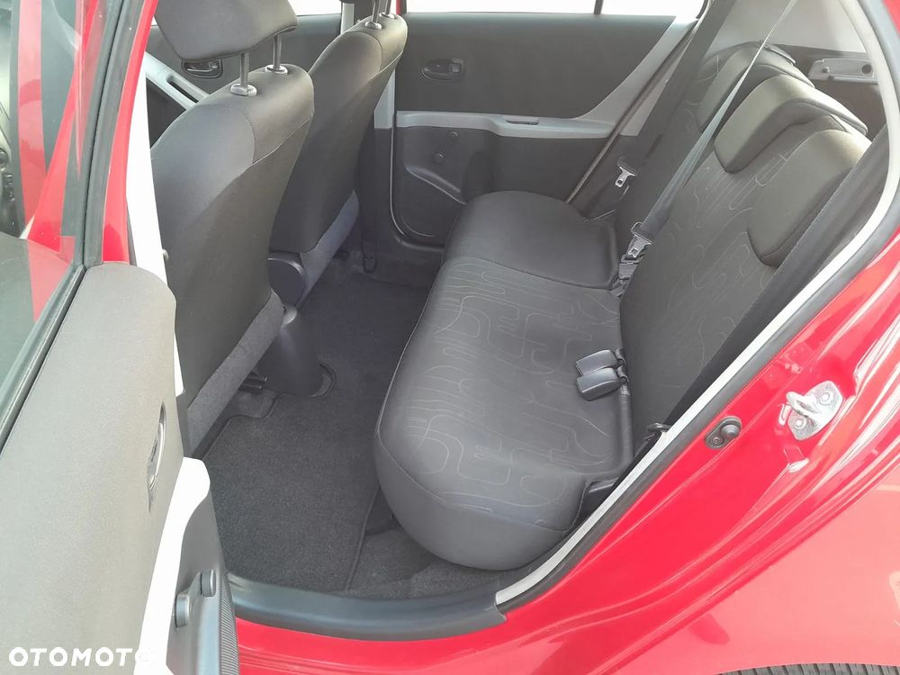 Toyota Yaris 1.0 Active - 7