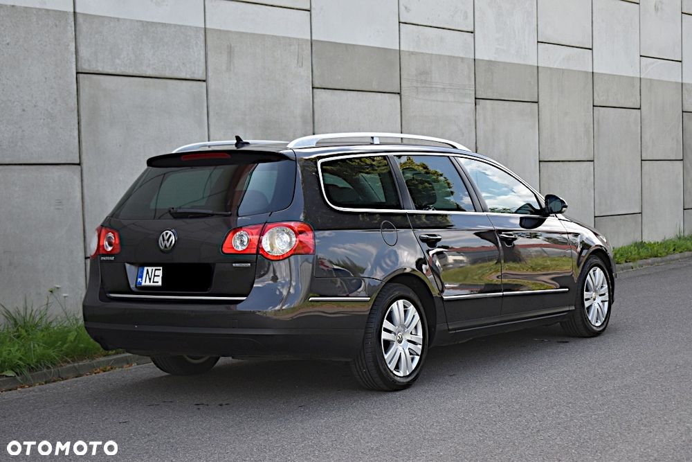 Volkswagen Passat - 18