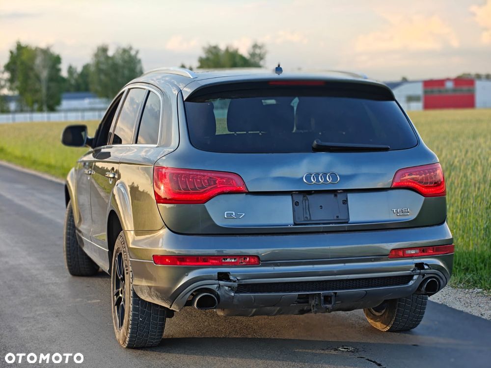 Audi Q7 3.0 TFSI Quattro Tiptronic - 12