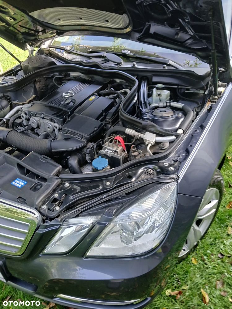 Mercedes-Benz Klasa E - 23