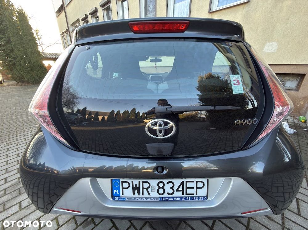 Toyota Aygo x-play Eco - 4