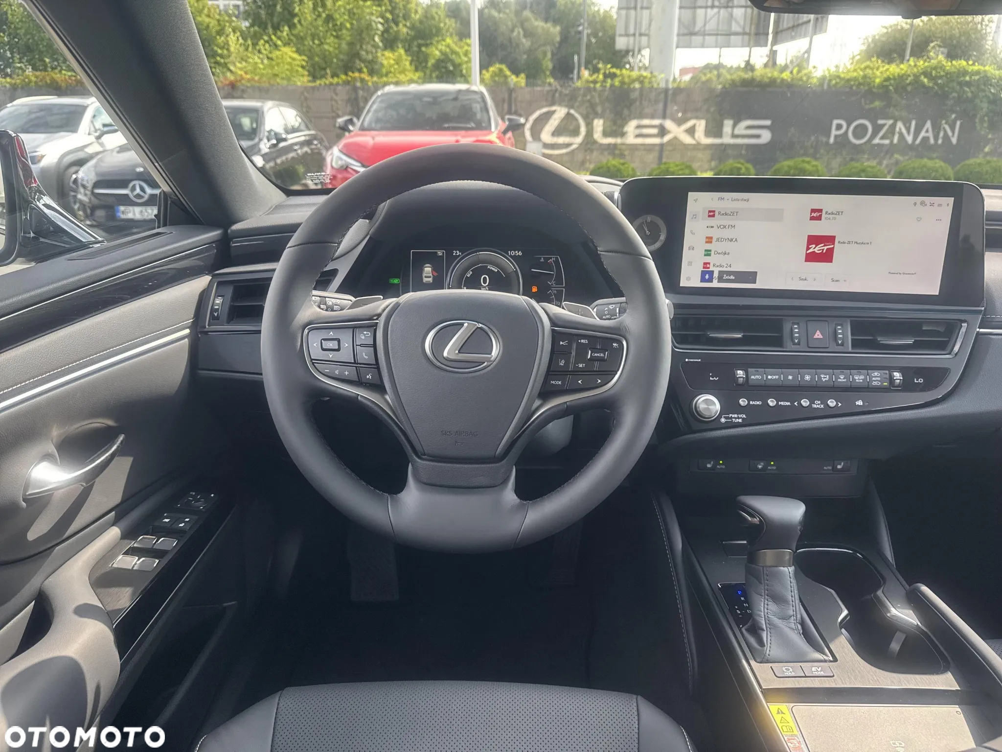 Lexus ES - 12