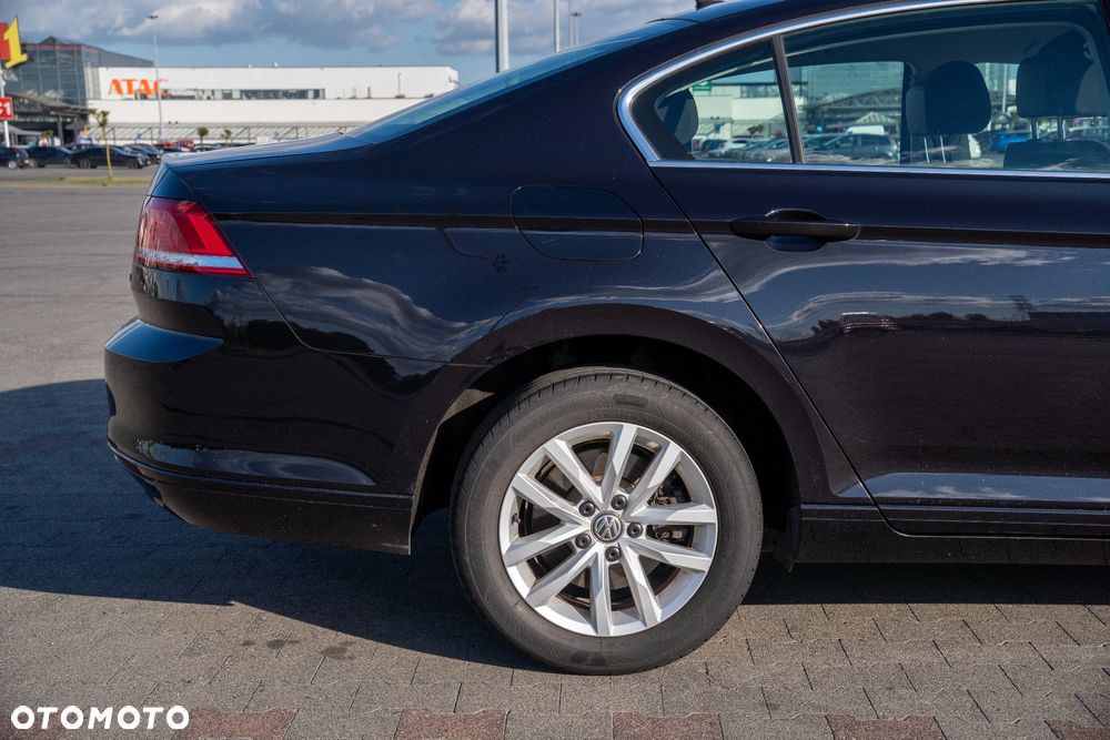 Volkswagen Passat 1.4 TSI BMT ACT Comfortline - 14