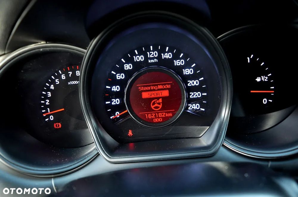 Kia Ceed 1.4 CVVT Dream Team Edition - 29