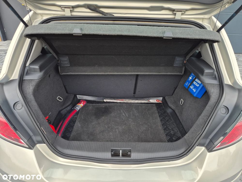Opel Astra 1.4 Cosmo - 10