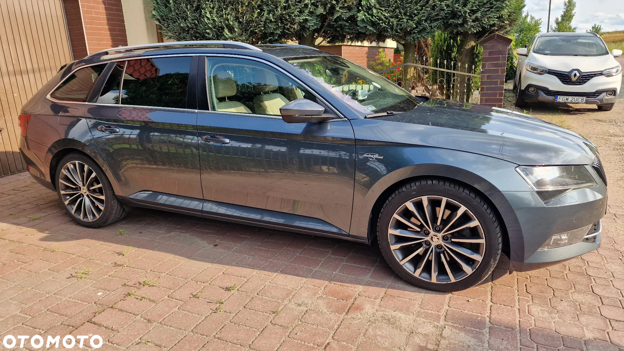 Skoda Superb 2.0 TSI 4x4 L&K DSG - 3