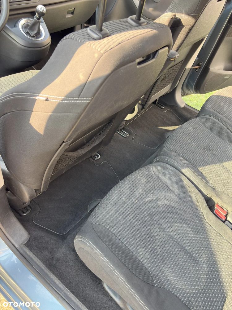 Citroën C4 Picasso 1.6 HDi My Way - 18