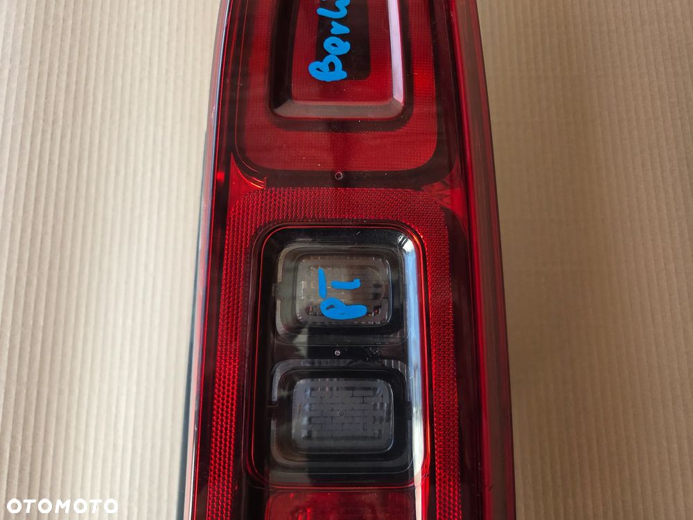 Lampa tylna prawa Citroen Berlingo IV - 5