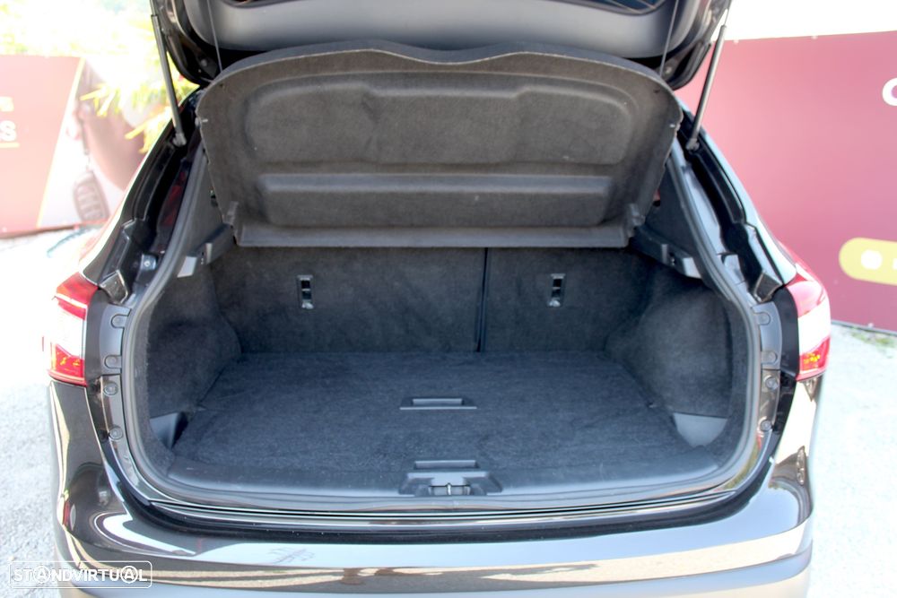 Nissan Qashqai 1.5 dCi N-Connecta - 5