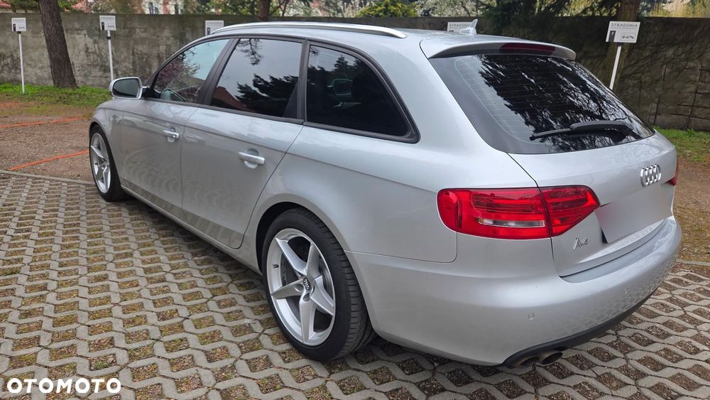Audi A4 Avant 2.0 TDI DPF Quattro - 6