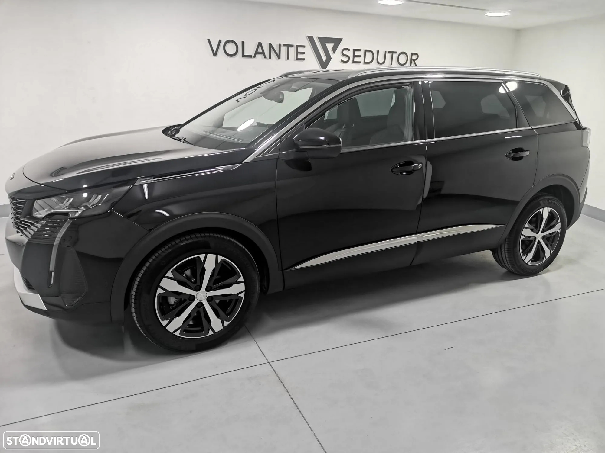 Peugeot 5008 1.2 PureTech Allure Pack - 4