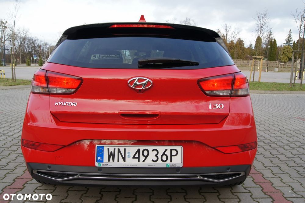 Hyundai i30 1.6 D Comfort - 8