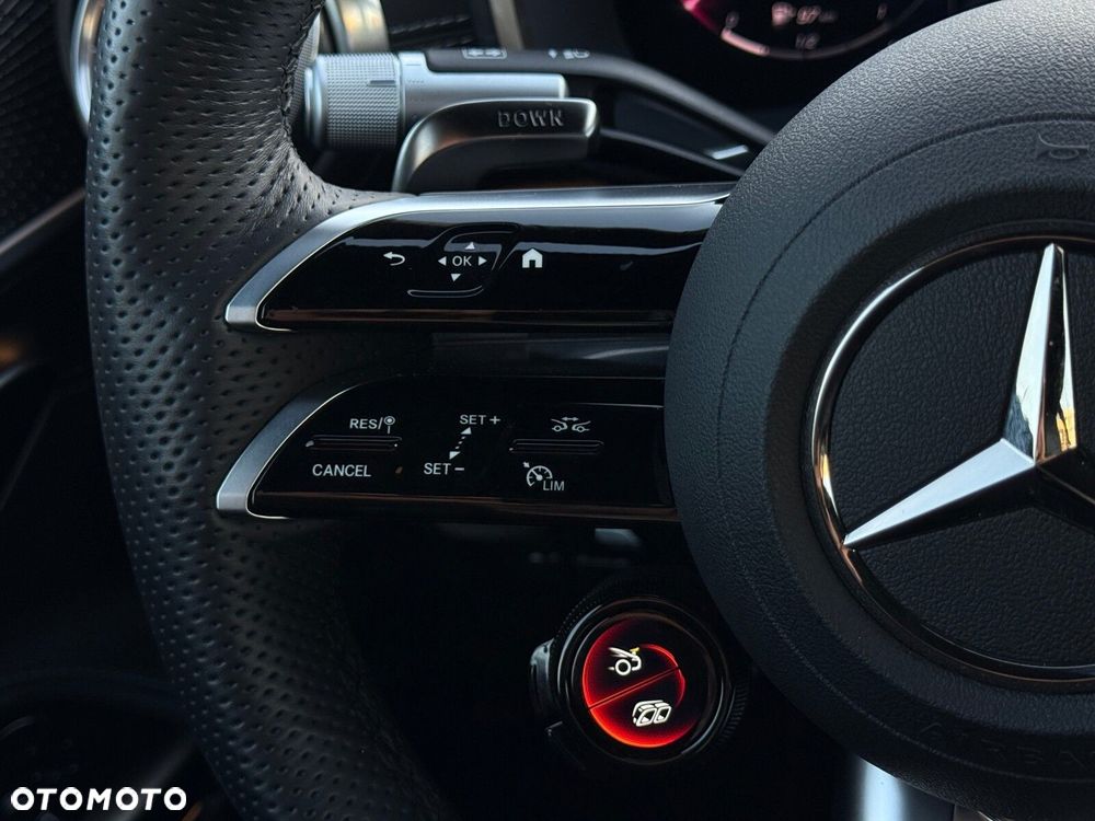 Mercedes-Benz AMG GT 55 4MATIC+ - 19