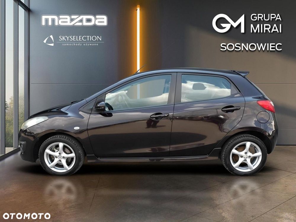 Mazda 2 - 3