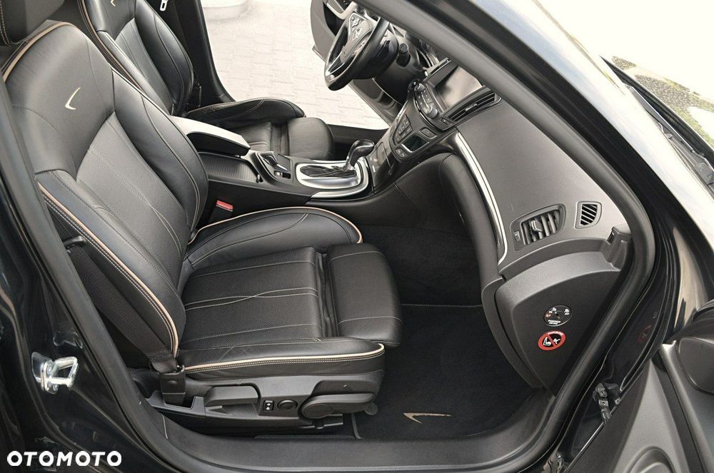 Opel Insignia - 18