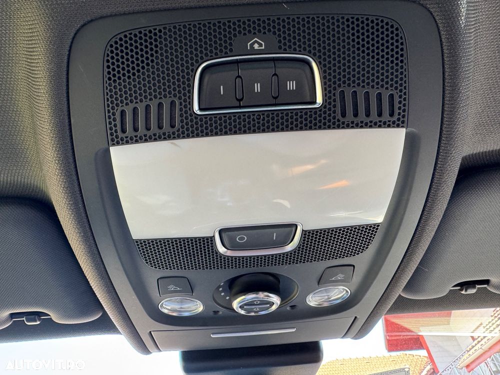 Audi A4 2.0 TDI DPF multitronic S line Sportpaket - 30