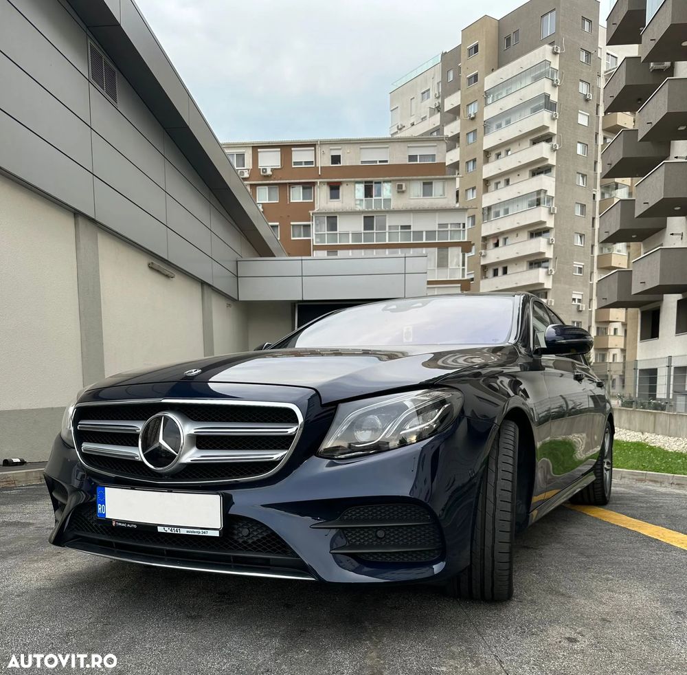 Mercedes-Benz E 220 d 4Matic T 9G-TRONIC AMG Line - 12