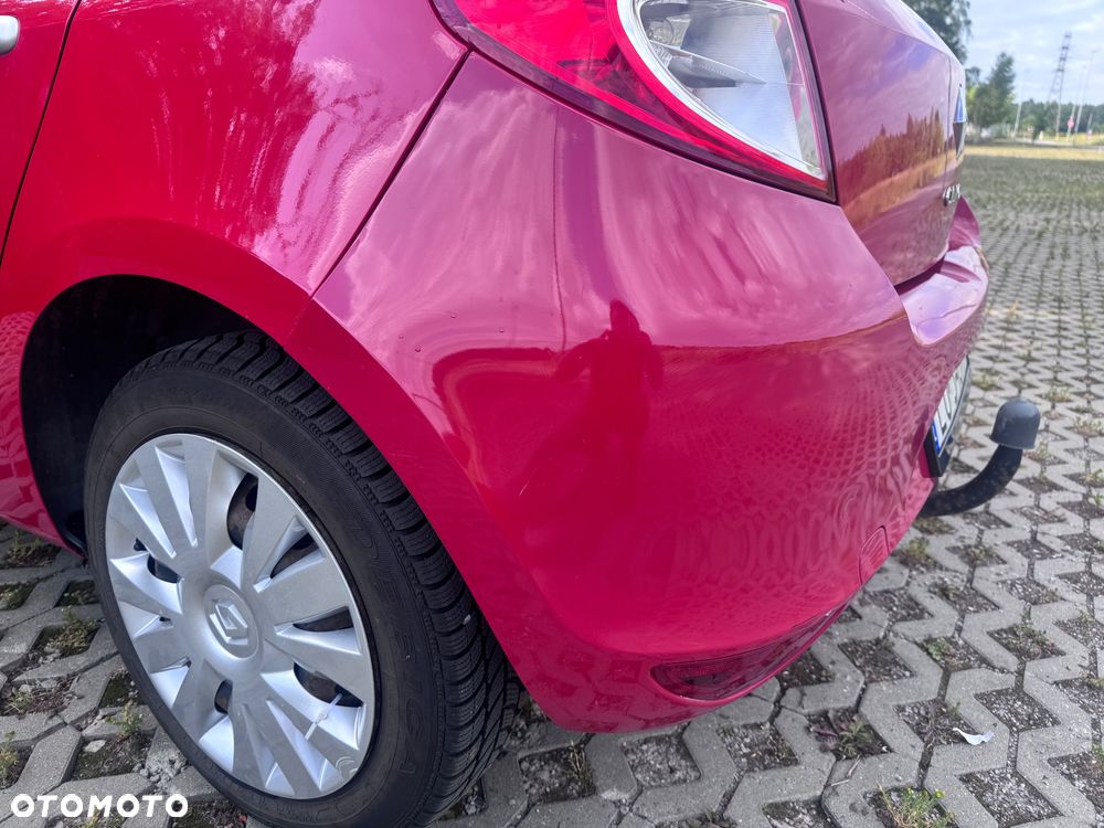 Renault Clio - 19