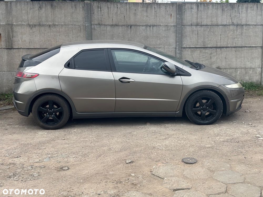 Honda Civic 1.8 Sport - 8