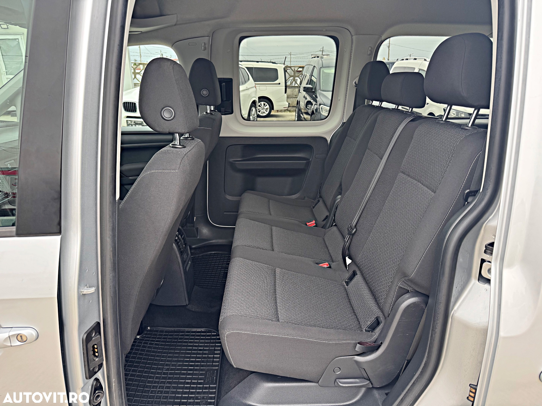 Volkswagen Caddy 2.0 TDI (7-Si.) Maxi Comfortline - 21