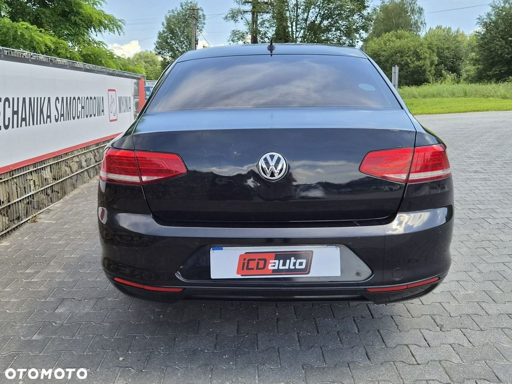 Volkswagen Passat - 6