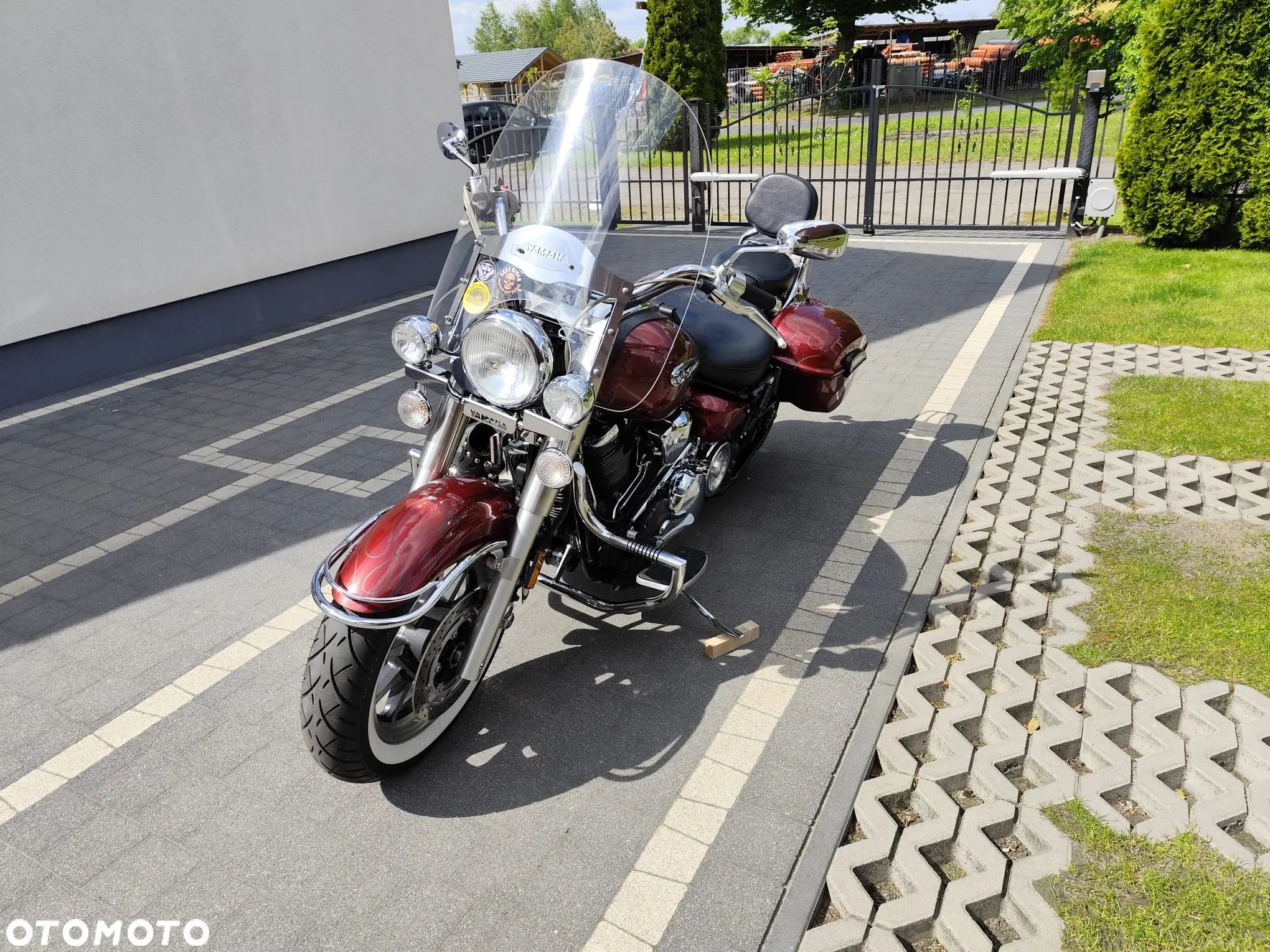 Yamaha Road Star - 2