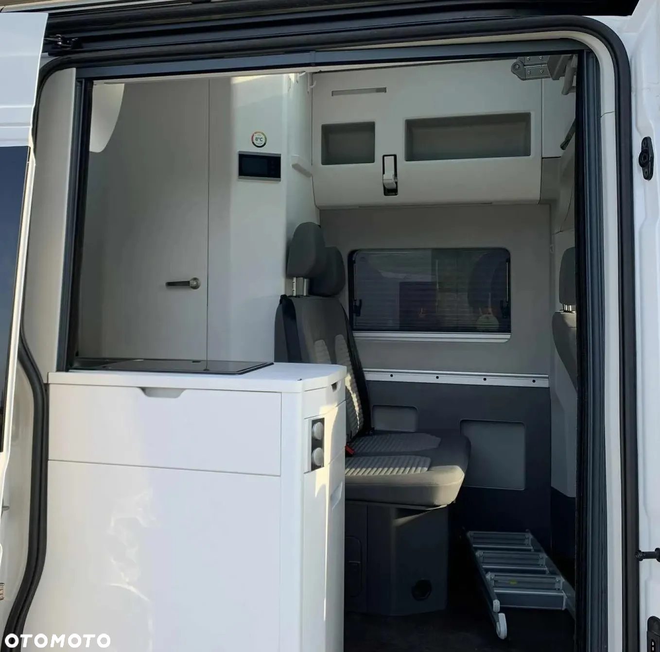 Volkswagen Grand California _ KAMPER _ Full Wersja _ 4 Osobowy - 9