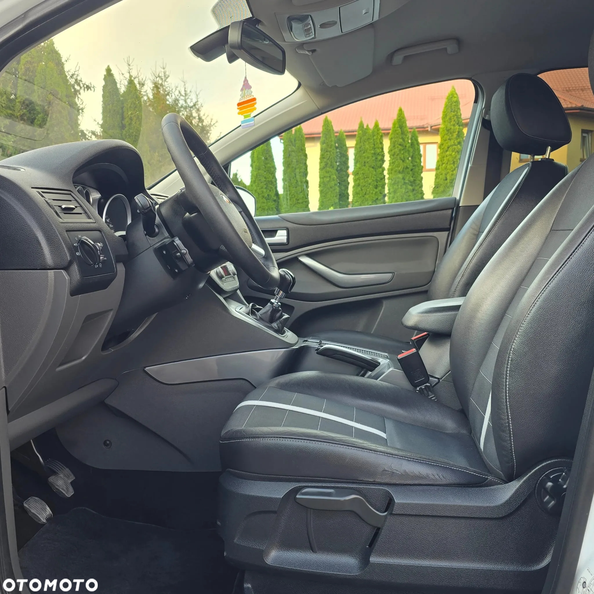 Ford Kuga 2.0 TDCi FWD Titanium - 21