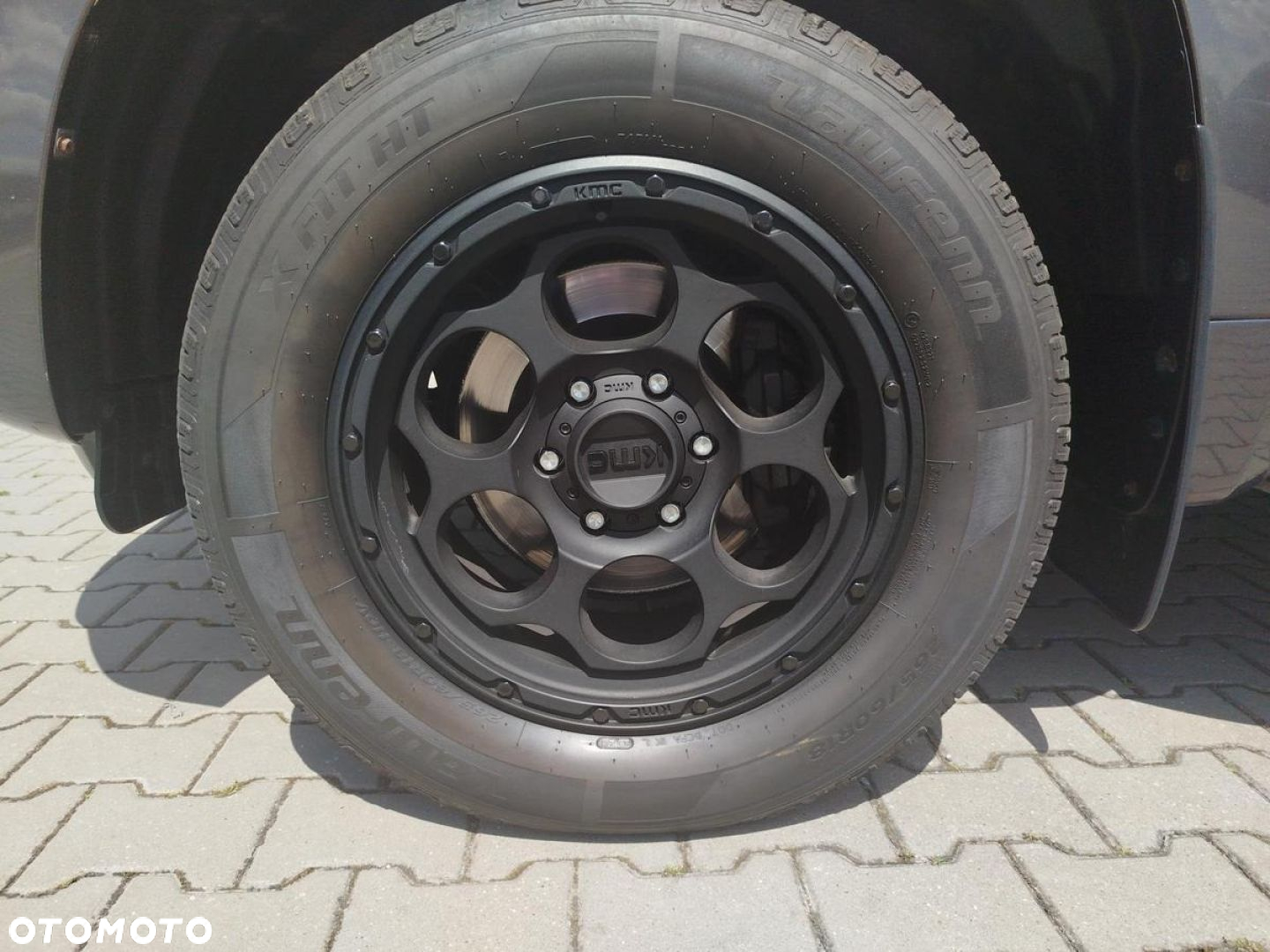 Toyota Land Cruiser - 25