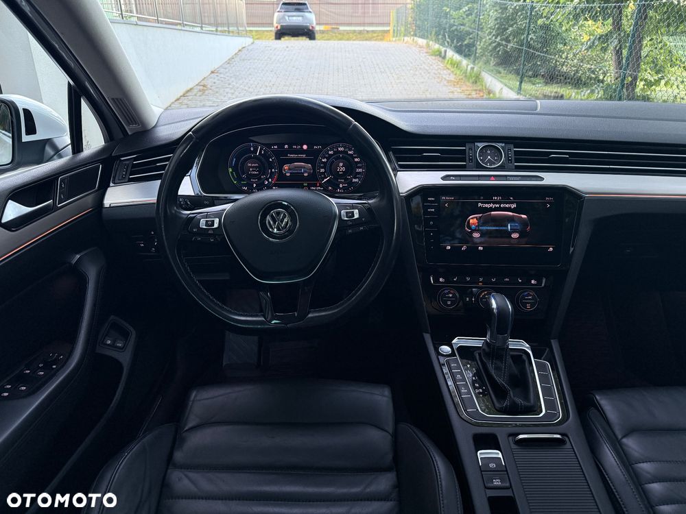 Volkswagen Passat Variant 1.4 TSI Plug-In-Hybrid DSG GTE - 9