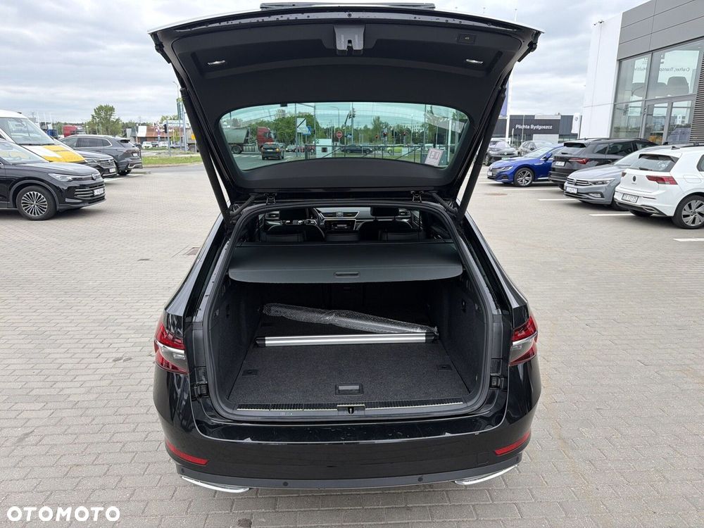Skoda Superb 2.0 TDI SCR L&K DSG - 32
