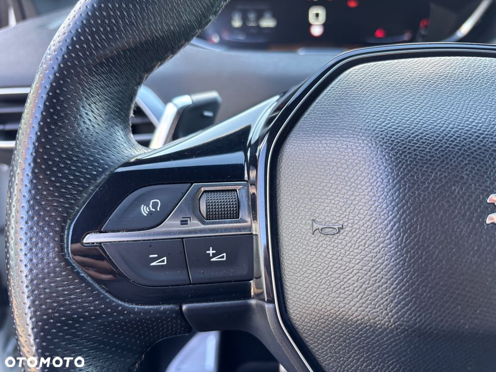 Peugeot 3008 BlueHDi 120 EAT6 Stop & Start Allure - 23