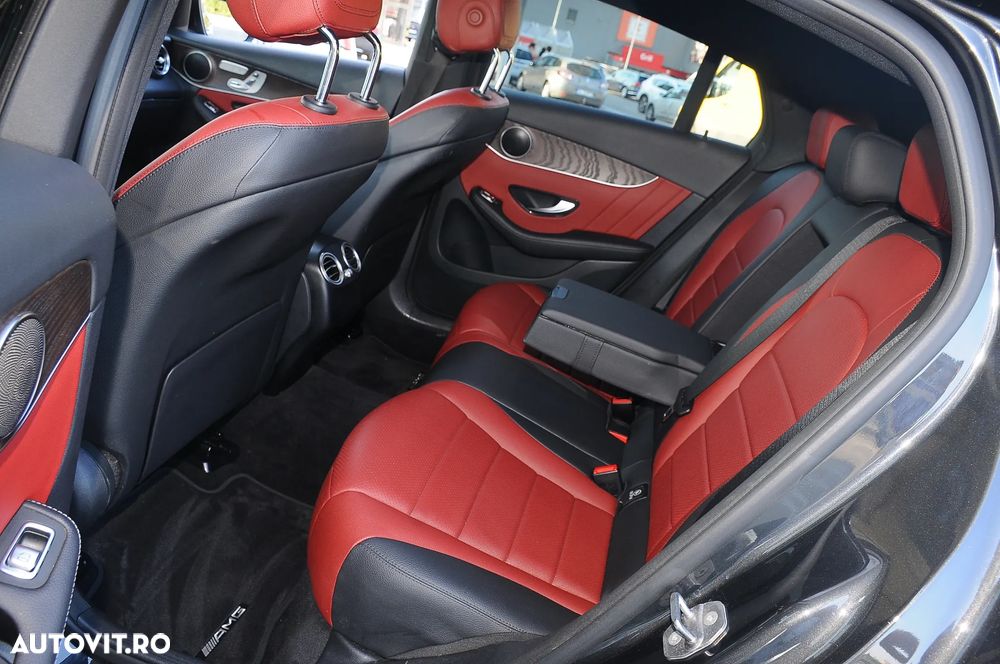 Mercedes-Benz GLC Coupe 300 4Matic 9G-TRONIC Exclusive - 28
