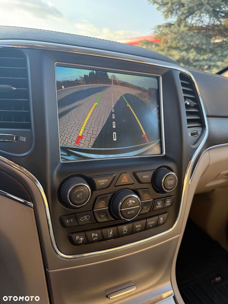 Jeep Grand Cherokee 3.6 V6 Overland - 28